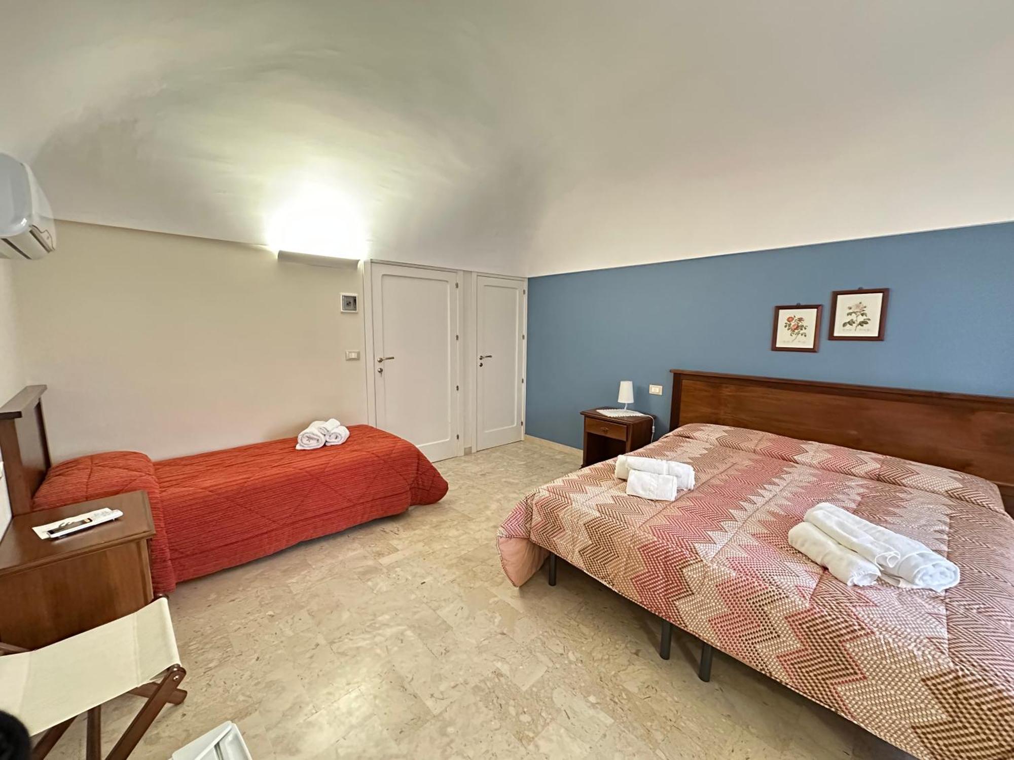 كيارامونتي غولفي Historic B&B Apartments Home المظهر الخارجي الصورة